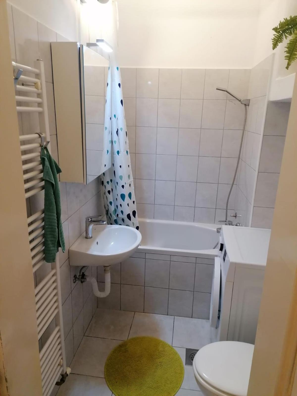 Zagreb Botanical Garden Budget Apartment Exterior foto